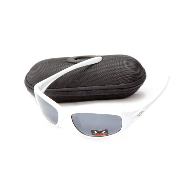 Oakley Encounter Sunglasses matte white/black iridium