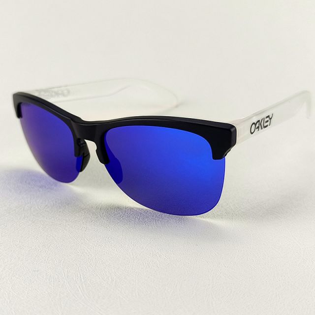 Oakley Frogskins Sunglasses Prizm Clear Black/Blue